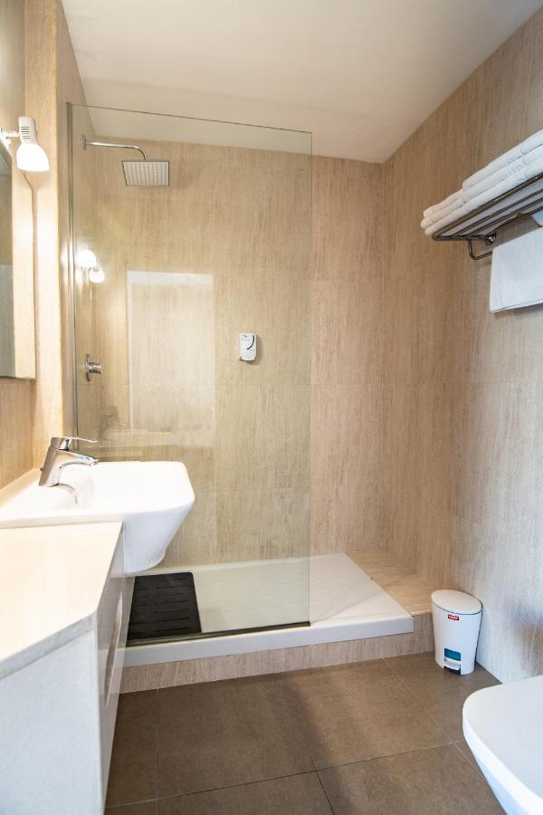 Apartamentos Vistamar II Плая ден Боса Екстериор снимка