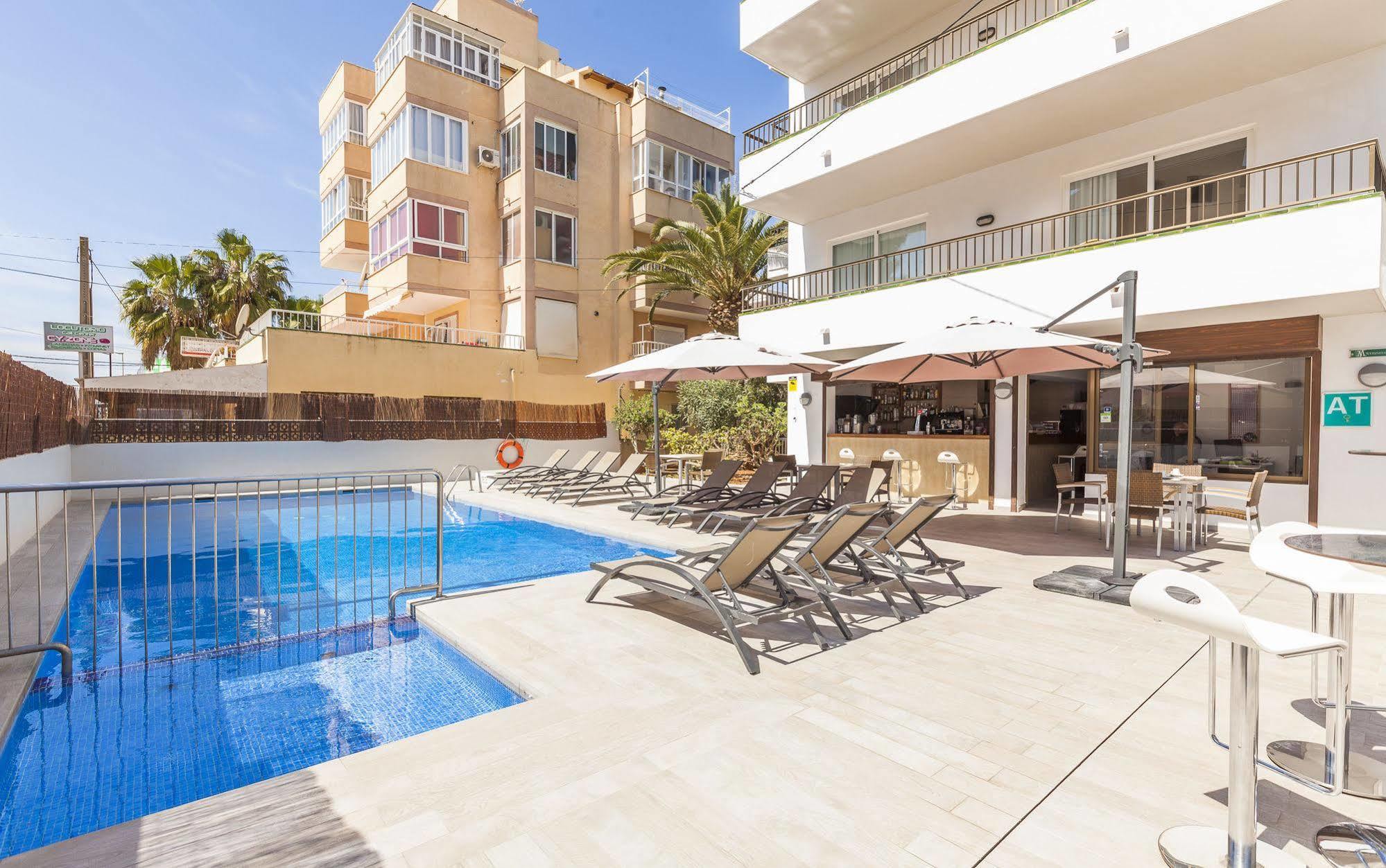 Apartamentos Vistamar II Плая ден Боса Екстериор снимка
